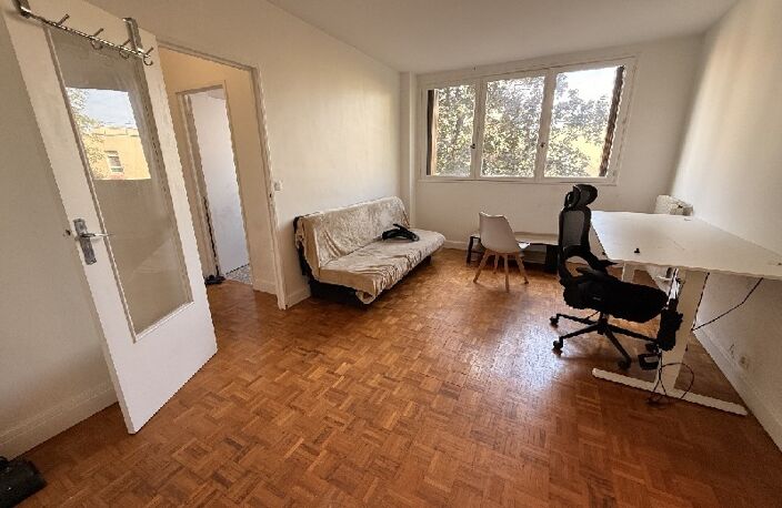 Vente appartement 2 pièces 40 m² Bondy (93140) — photo 2