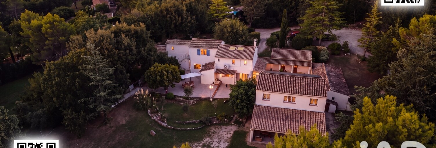 Maison 15 Pièces 447 m² à vendre à Apt (84400)