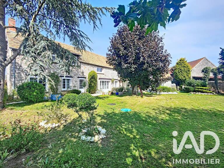 Vente Maison/villa 8 pièces — photo 1