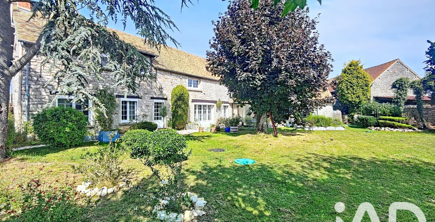 Vente Maison/villa 8 pièces — photo 1