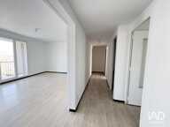 Location Appartement 4 pièces — photo 2