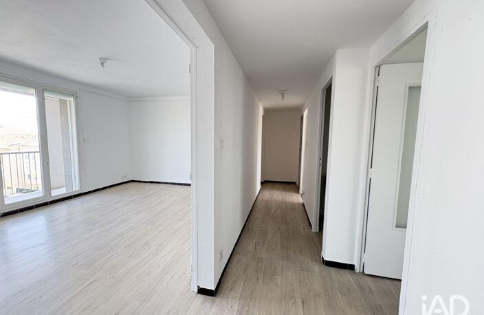 Location Appartement 4 pièces — photo 2