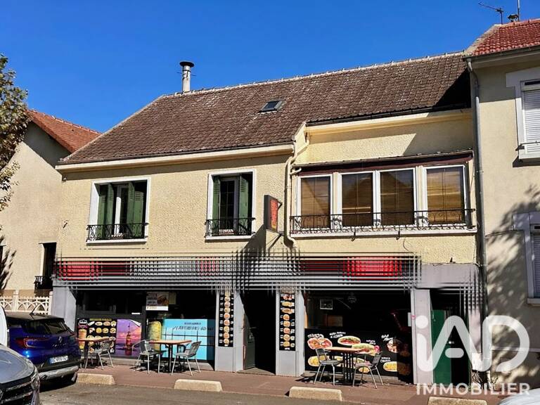 Vente Maison/villa 8 pièces — photo 1