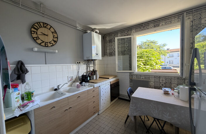 AGEN - APPARTEMENT DE TYPE F3 EN RDC AVEC BALCON — photo 2