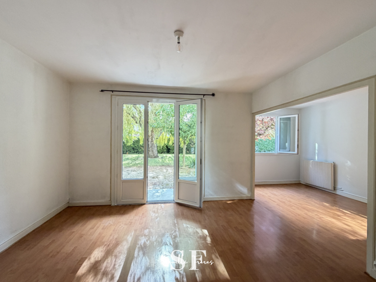 AGEN - APPARTEMENT DE TYPE F3 EN RDC AVEC BALCON — photo 1