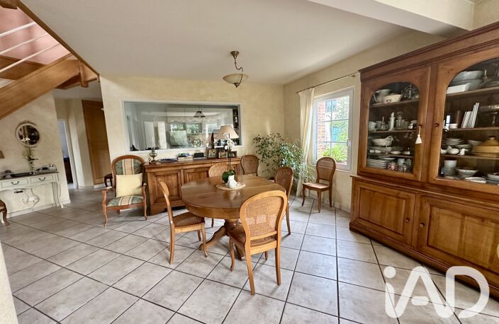Vente Maison/villa 8 pièces — photo 2
