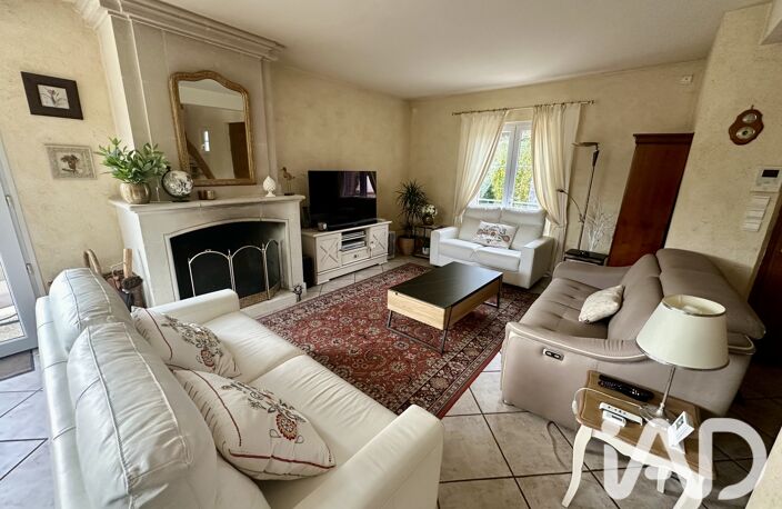 Vente Maison/villa 8 pièces — photo 3
