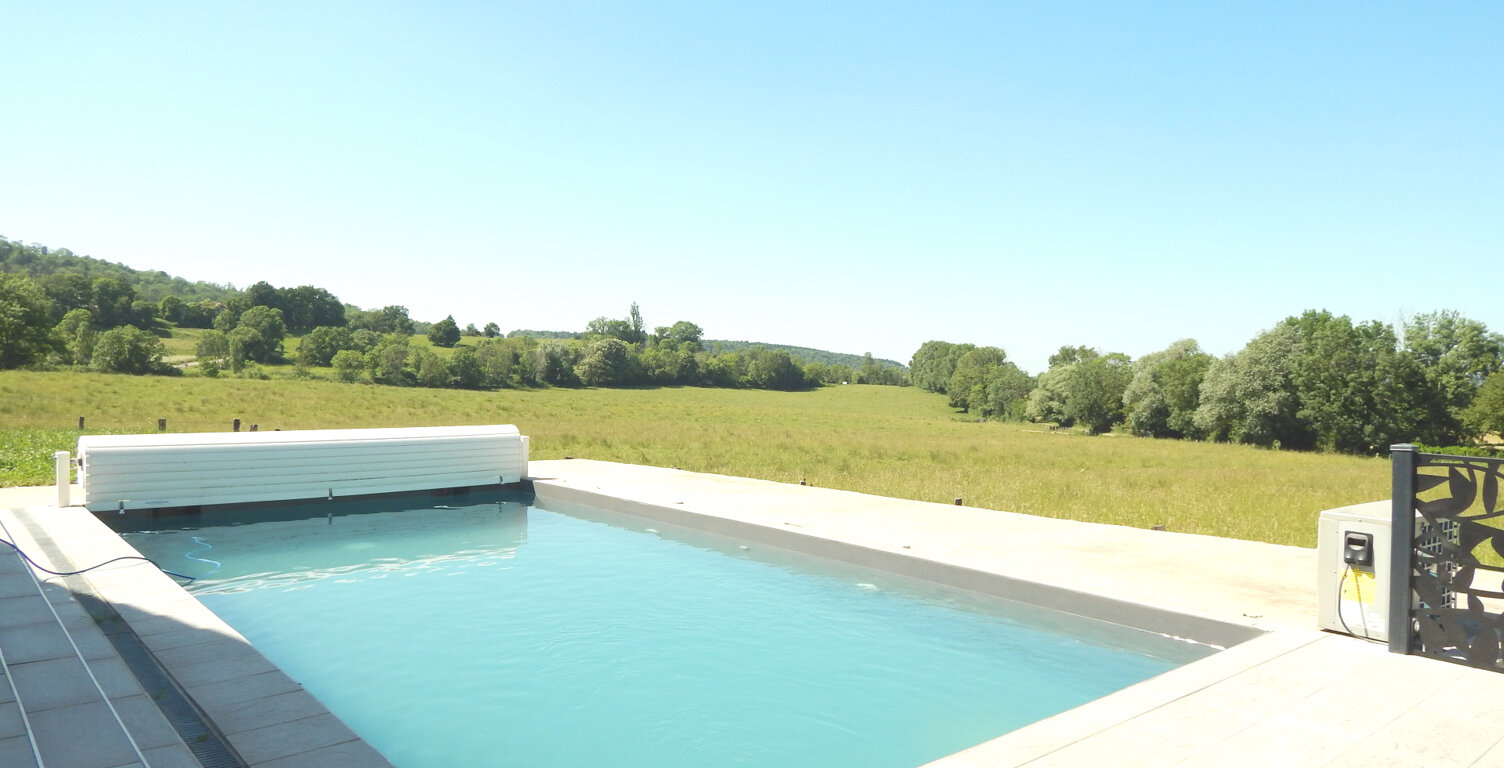 vente maison - 9 pièce(s) — photo 1