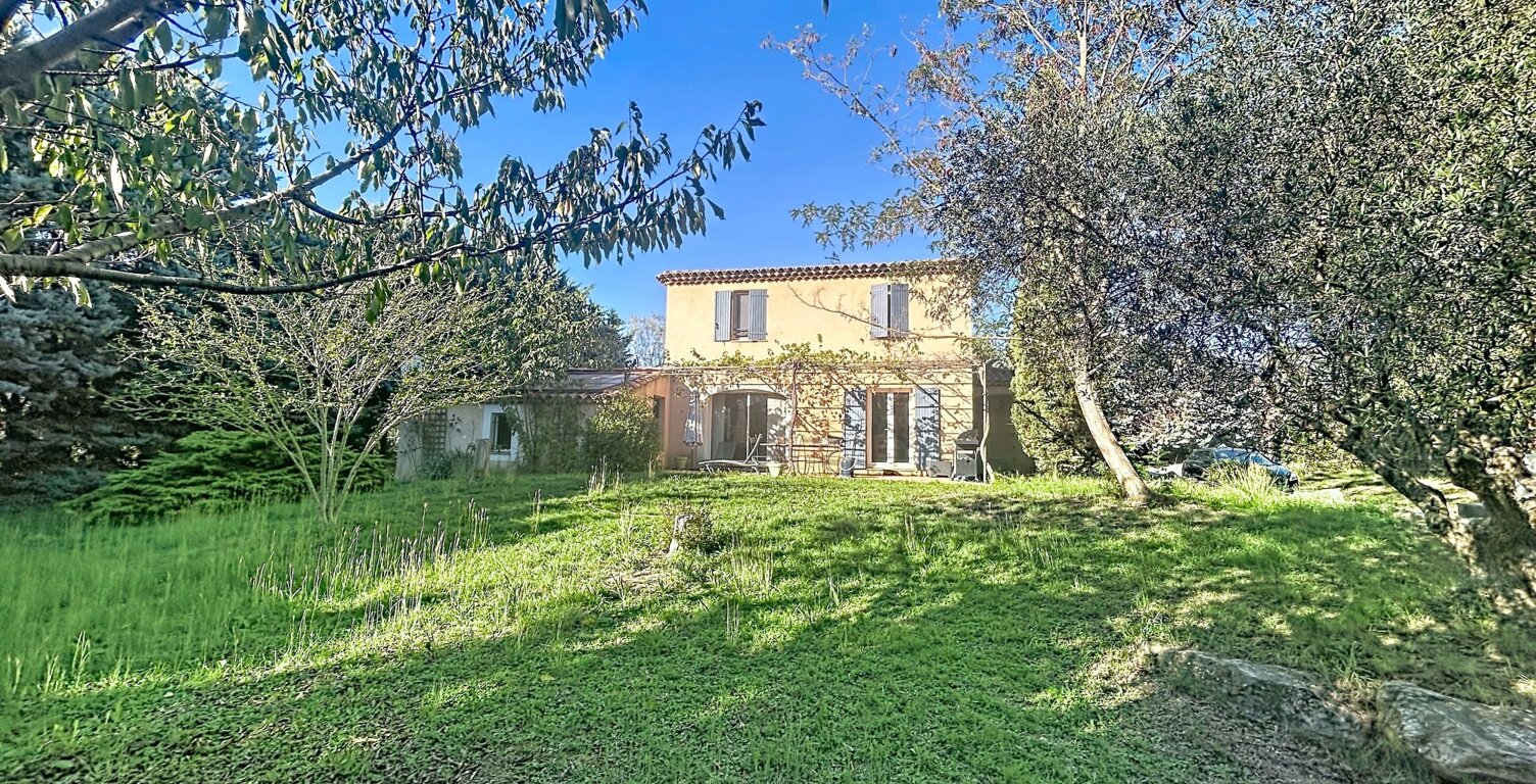 Propriété de 133 m² hab sur un terrain de 1 925 m². — photo 1