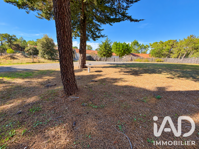Vente Terrain 420 m&sup2; — photo du bien