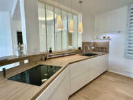 ROYAN CENTRE VILLE SUPERBE APPARTEMENT AU PRIX DE 472 500 EUR — photo 4