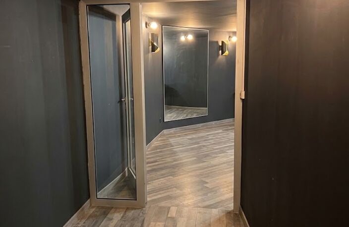 Vente Boutique/Local commercial 124 m&sup2; — photo 3