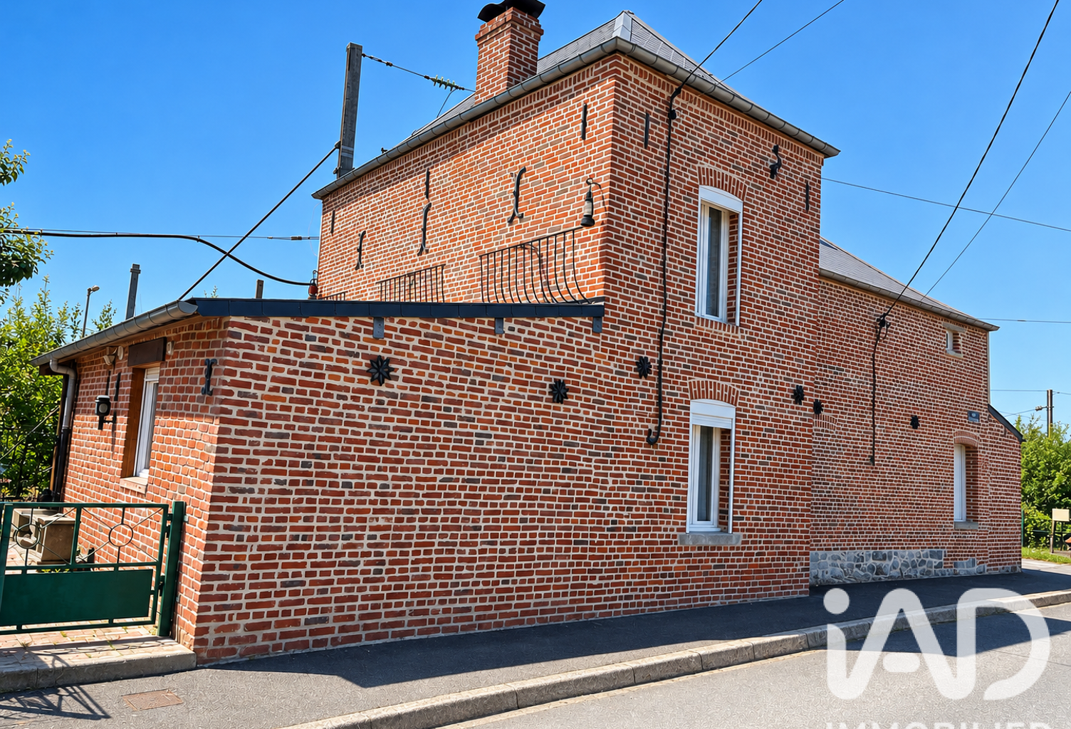 Vente Immeuble 140 m&sup2; — photo 1