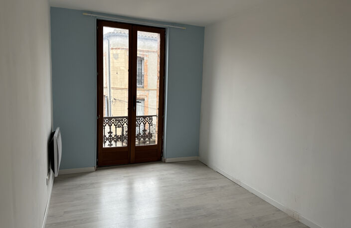 LOCAL COMMERCIAL ET APPARTEMENT INDEPENDANT — photo 3