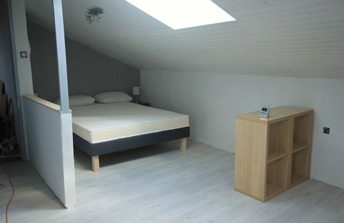 MINIMES CLAUDE NOUGARO - CHARMANT T1 ESPRIT LOFT — photo 4