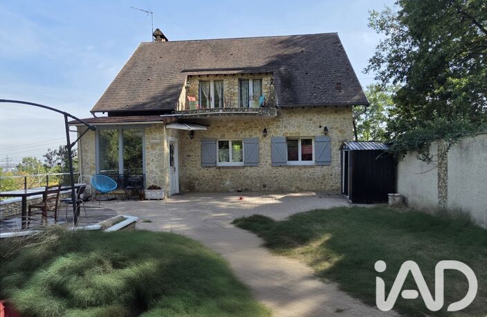 Vente Maison/villa 5 pièces — photo 2
