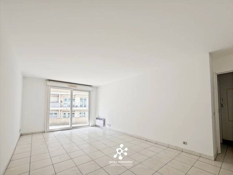Nice - Valrose - 3 pièces avec balcon et possibilité garage — photo 1