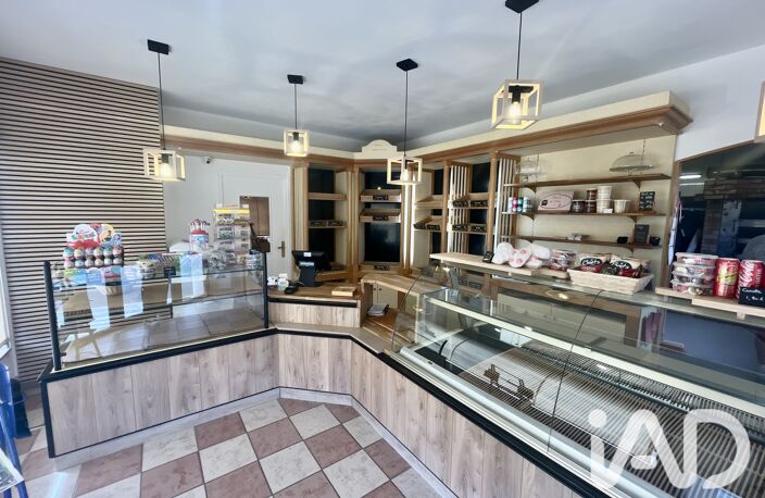 Vente Boutique/Local commercial 225 m&sup2; — photo 3
