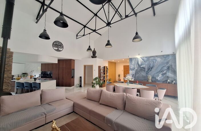 Vente Maison/villa 5 pièces — photo 2