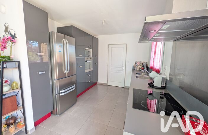 Vente Maison/villa 4 pièces — photo 2