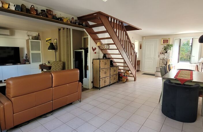 Vente Maison/villa 7 pièces — photo 3