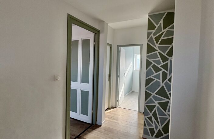 Vente Maison de ville 8 pièces — photo 3