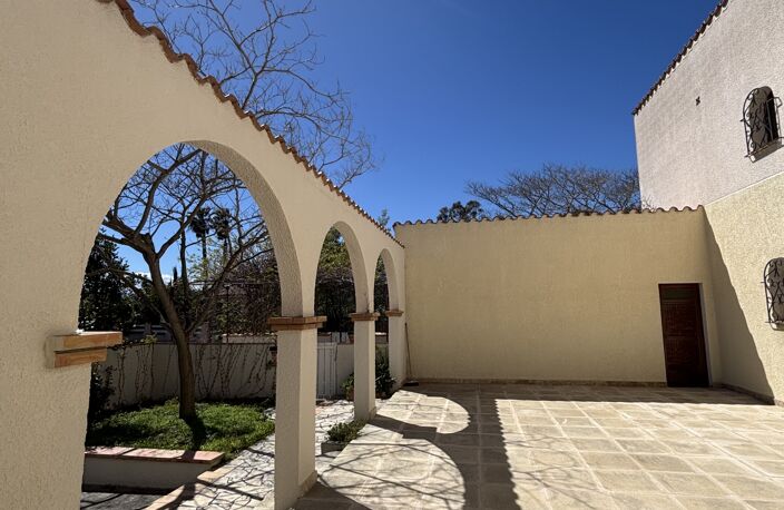Vente Maison/villa 7 pièces — photo 2