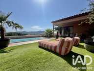Vente Maison/villa 8 pièces — photo 2