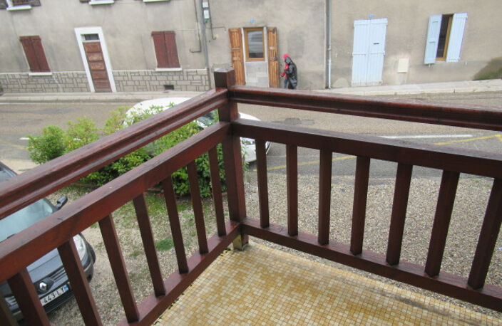 APPARTEMENT 1 CENTRE VILLE AVEC PLACE PARKING PRIVEE — photo 2