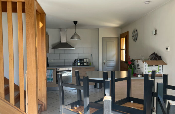 Appartement T3 meublé dans maison — photo 5