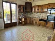 Maison contemporaine de 186 m2 sur un terrain de 2253 m2 avec piscine — photo 4