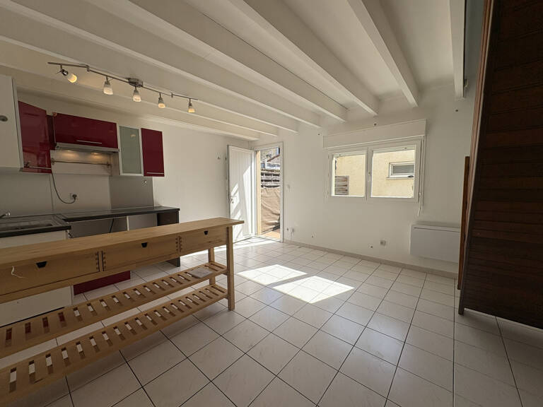 Bordeaux. Rue Georges Bonnac. Appartement de type 2 en rez d — photo 1