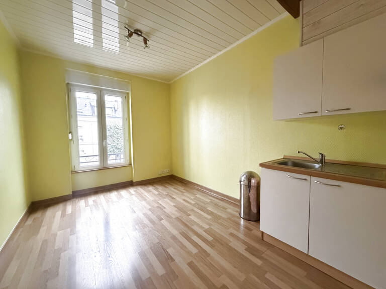 A LOUER PROCHE CENTRE-VILLE APPARTEMENT DE TYPE 2 — photo 1