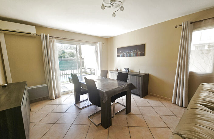 Villa 4 pièces avec piscine et garage  AIGUES MORTES — photo 2