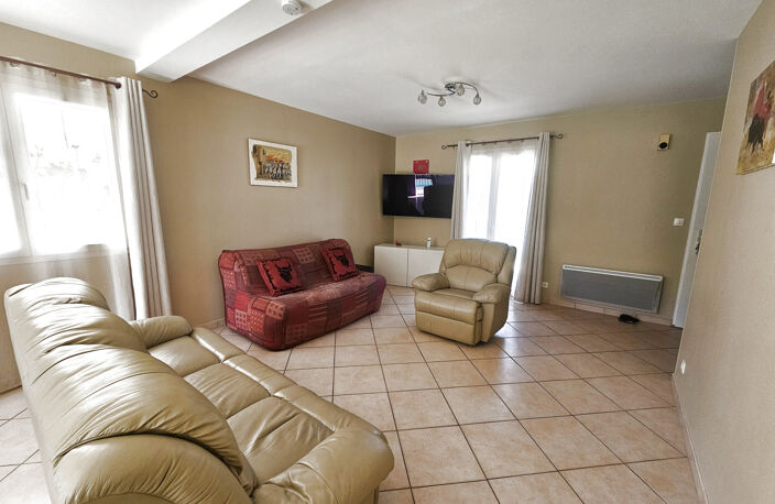 Villa 4 pièces avec piscine et garage  AIGUES MORTES — photo 3