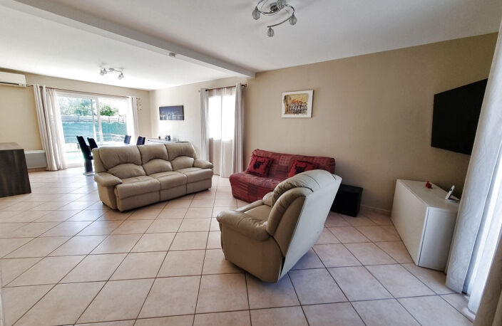 Villa 4 pièces avec piscine et garage  AIGUES MORTES — photo 4
