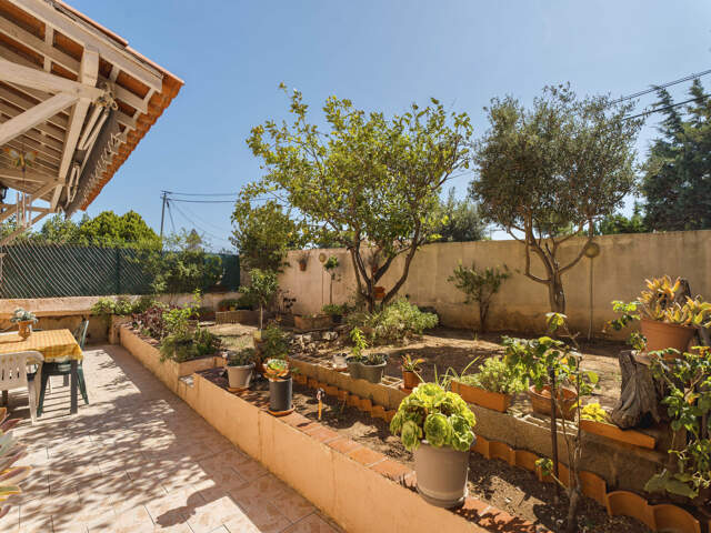 LA SEYNE SUR MER MAISON T5 + JARDIN + GARAGE — photo du bien