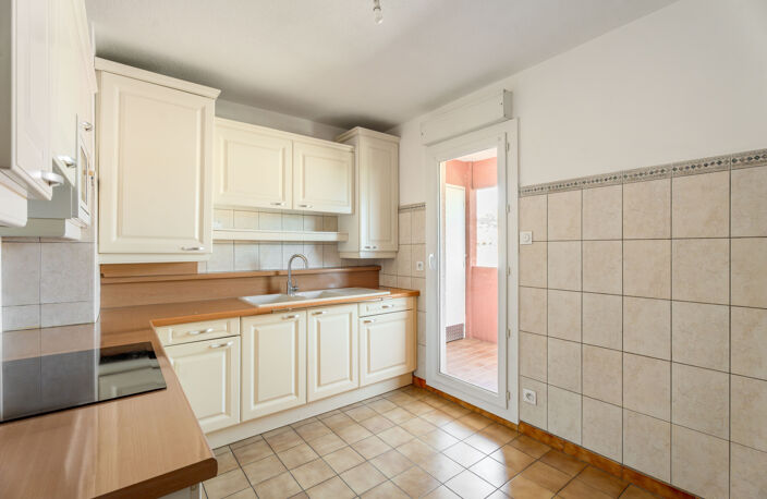 Appartement T3 - terrasse - garage — photo 3