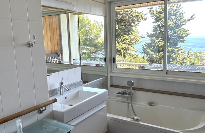 CAP BRUN Appartement exceptionnel en front de Mer — photo 5