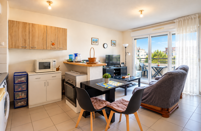 APPARTEMENT T2 VENDU LOUE - DERNIER ETAGE — photo 3