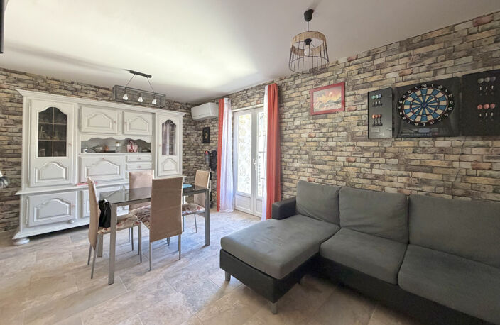 Maison de village rénovée avec appartement indépendant, terrasse et hangar   Saint-Jean-de-Ceyrargues — photo 5