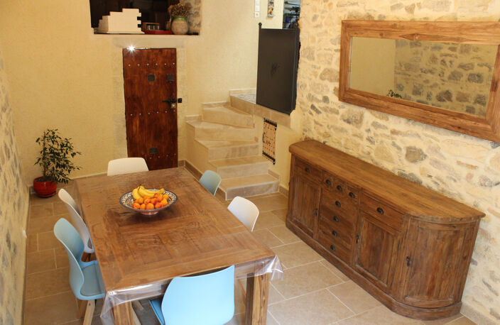Maison ATYPIQUE en pierre avec T2 indépendant SUR LANGLADE — photo 3