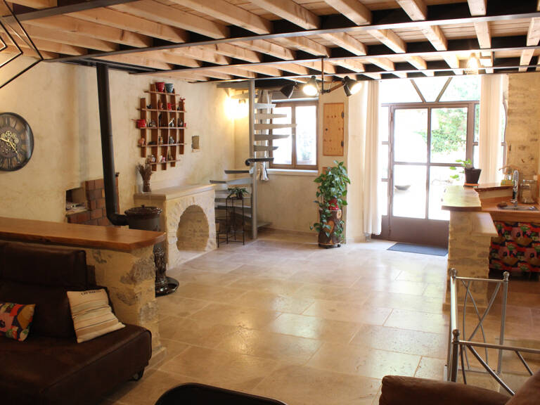 Maison ATYPIQUE en pierre avec T2 indépendant SUR LANGLADE — photo 1