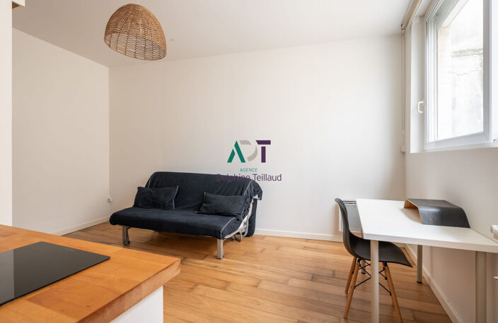 Immeuble de rapport  4 studios/T2  Cour intérieure  Sa — photo 2