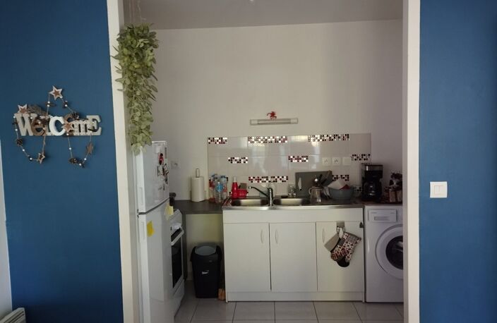 appartement type 2 vide + parking — photo 3