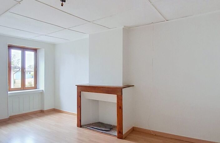 Saint Pierre de Trivisy - Maison de village T4 — photo 3