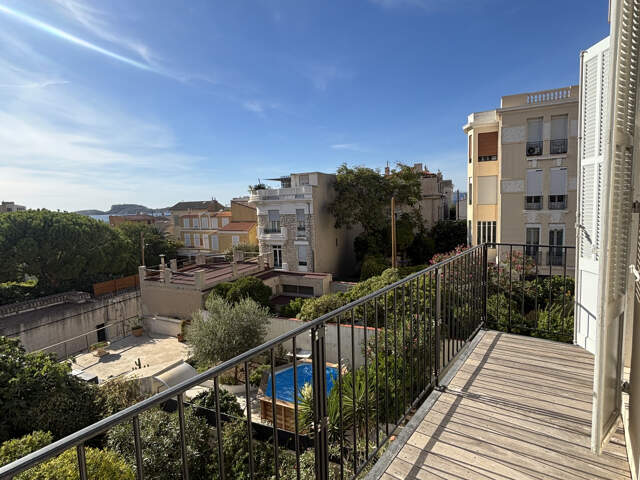 Appartement 101 m2 T3 - Malmousque/Corniche Kennedy — photo du bien