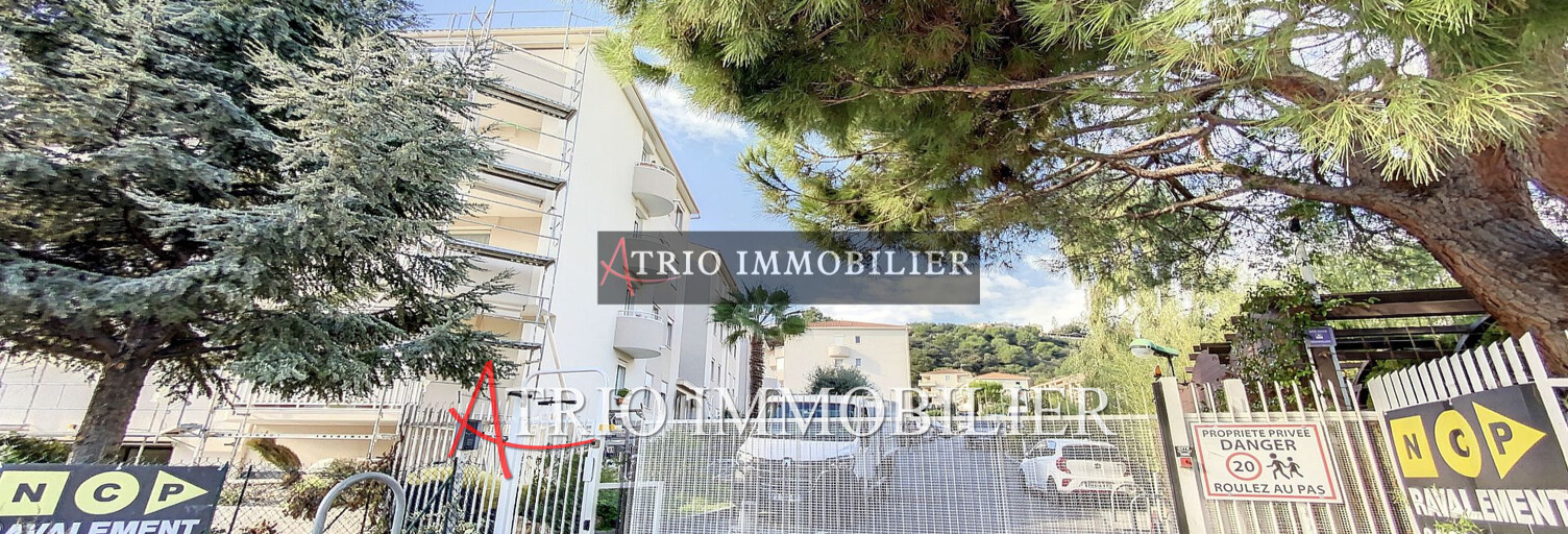 Garage  17 m² à louer à Saint-Laurent-du-Var (06700)