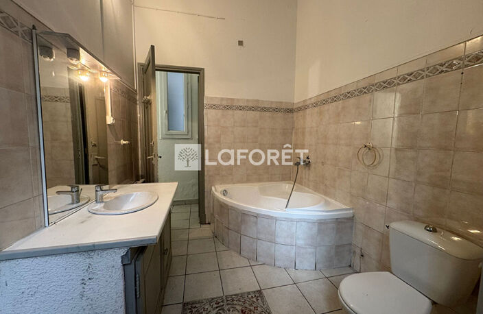 Appartement T2 rez-de-jardin centre ville — photo 5