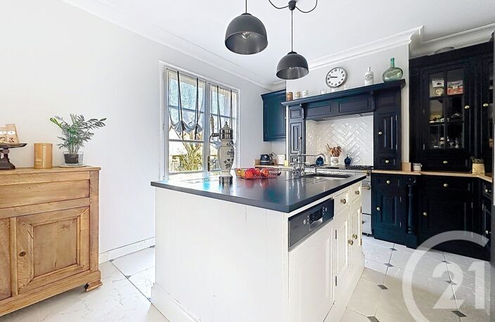 Vente maison 6 pièces 190 m² Thiais (94320) — photo 5